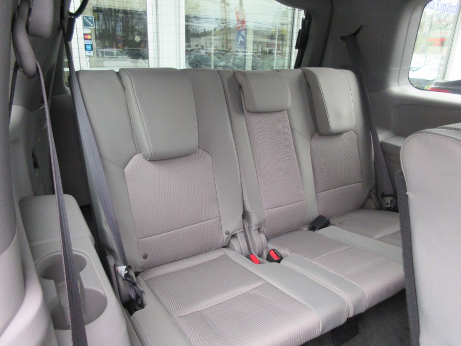 2015 Honda Pilot 4WD 4dr SE, available for sale in Linden, New Jersey | Route 27 Auto Mall. Linden, New Jersey 2015 Honda Pilot 4WD 4dr SE, available for sale in Linden, New Jersey | Route 27 Auto Mall. Linden, New Jersey