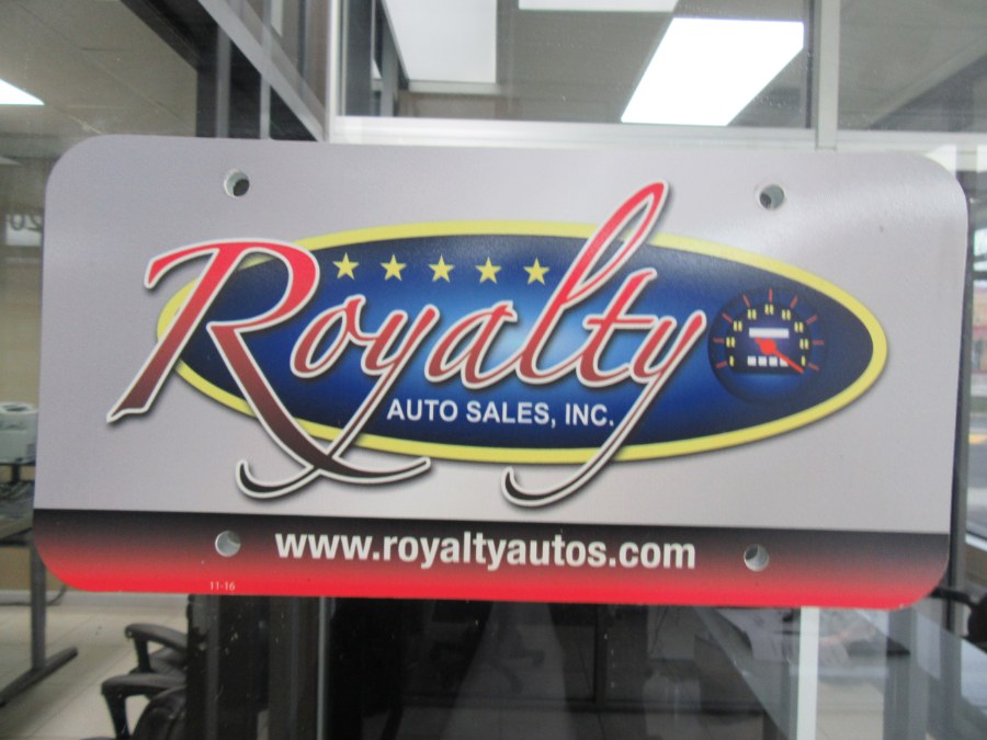 2014 Chevrolet Silverado 1500 4WD Crew Cab 143.5" LT w/1LT, available for sale in Little Ferry, New Jersey | Royalty Auto Sales. Little Ferry, New Jersey 2014 Chevrolet Silverado 1500 4WD Crew Cab 143.5" LT w/1LT, available for sale in Little Ferry, New Jersey | Royalty Auto Sales. Little Ferry, New Jersey