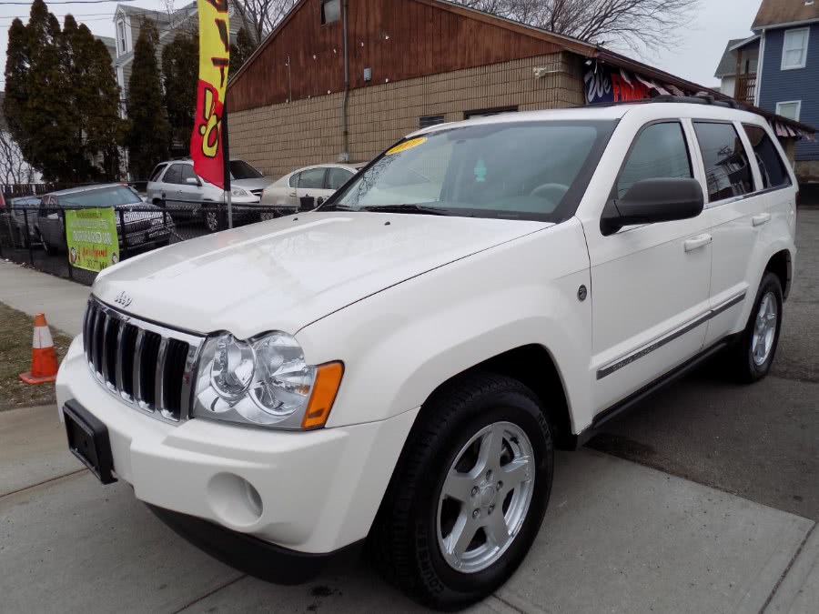 2007 Jeep Grand Cherokee 4WD 4dr Limited, available for sale in Stratford, Connecticut | Mike's Motors LLC. Stratford, Connecticut