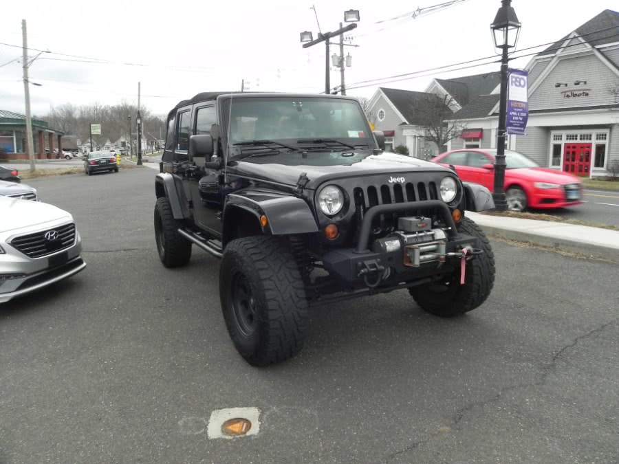 Used Jeep Wrangler Unlimited 4WD 4dr Sahara 2012 | Marty Motors Inc. Ridgefield, Connecticut