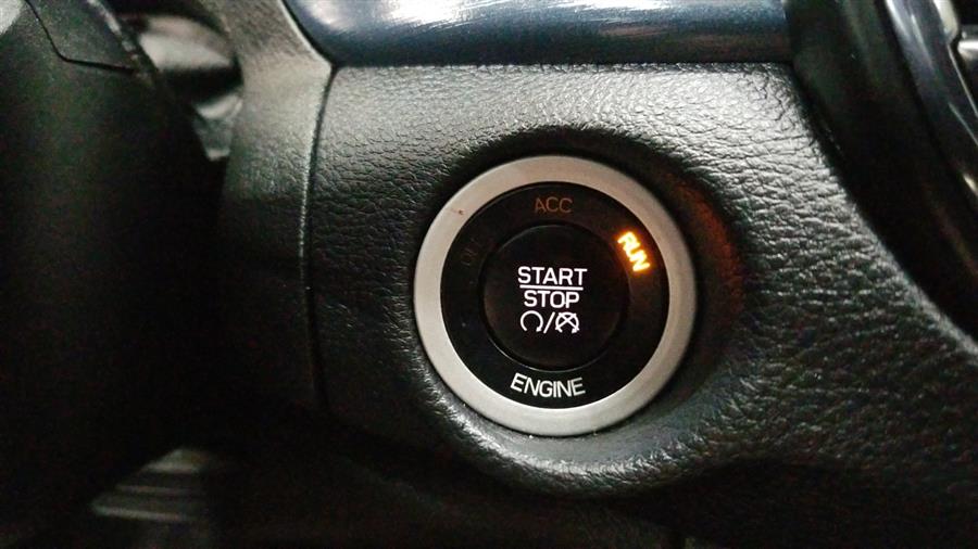 2015 Chrysler 200 4dr Sdn S AWD, available for sale in West Haven, Connecticut | Auto Fair Inc.. West Haven, Connecticut 2015 Chrysler 200 4dr Sdn S AWD, available for sale in West Haven, Connecticut | Auto Fair Inc.. West Haven, Connecticut