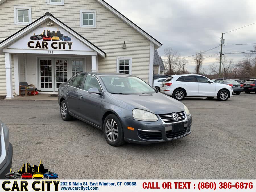 2006 Volkswagen Jetta Sedan 4dr 2.5L Auto PZEV, available for sale in East Windsor, Connecticut | Car City LLC. East Windsor, Connecticut