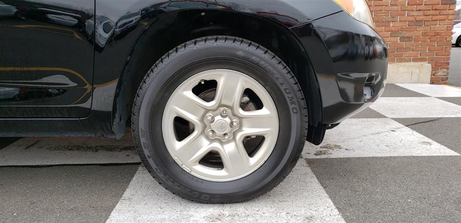 2007 Toyota RAV4 4WD 4dr, available for sale in Waterbury, Connecticut | National Auto Brokers, Inc.. Waterbury, Connecticut 2007 Toyota RAV4 4WD 4dr, available for sale in Waterbury, Connecticut | National Auto Brokers, Inc.. Waterbury, Connecticut