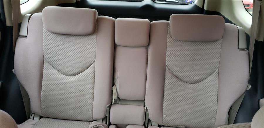 2007 Toyota RAV4 4WD 4dr, available for sale in Waterbury, Connecticut | National Auto Brokers, Inc.. Waterbury, Connecticut 2007 Toyota RAV4 4WD 4dr, available for sale in Waterbury, Connecticut | National Auto Brokers, Inc.. Waterbury, Connecticut