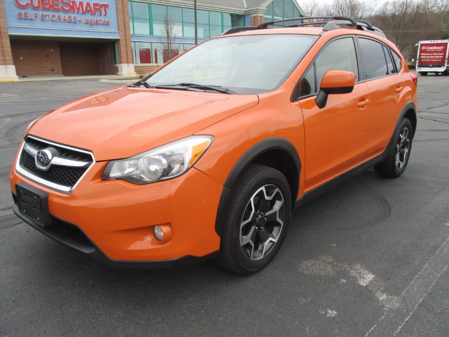 2014 Subaru XV Crosstrek 5dr Auto 2.0i Limited, available for sale in New Britain, Connecticut | Universal Motors LLC. New Britain, Connecticut