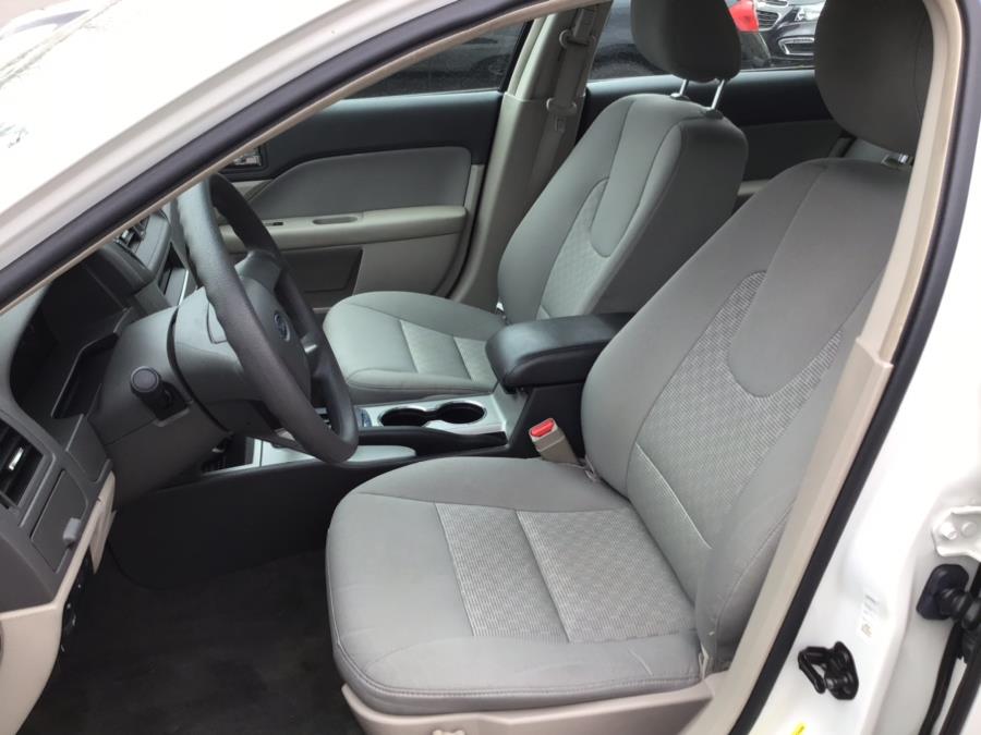 2012 Ford Fusion 4dr Sdn SE FWD, available for sale in South Windsor , Connecticut | Ful-line Auto LLC. South Windsor , Connecticut 2012 Ford Fusion 4dr Sdn SE FWD, available for sale in South Windsor , Connecticut | Ful-line Auto LLC. South Windsor , Connecticut