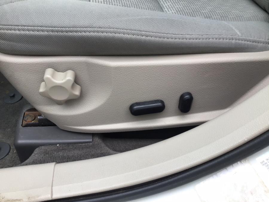 2012 Ford Fusion 4dr Sdn SE FWD, available for sale in South Windsor , Connecticut | Ful-line Auto LLC. South Windsor , Connecticut 2012 Ford Fusion 4dr Sdn SE FWD, available for sale in South Windsor , Connecticut | Ful-line Auto LLC. South Windsor , Connecticut