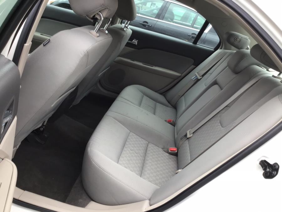 2012 Ford Fusion 4dr Sdn SE FWD, available for sale in South Windsor , Connecticut | Ful-line Auto LLC. South Windsor , Connecticut 2012 Ford Fusion 4dr Sdn SE FWD, available for sale in South Windsor , Connecticut | Ful-line Auto LLC. South Windsor , Connecticut