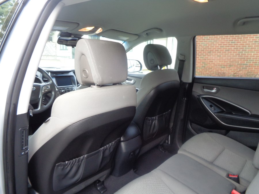 2017 Hyundai Santa Fe SE 3.3L Auto AWD, available for sale in Valley Stream, New York | NY Auto Traders. Valley Stream, New York 2017 Hyundai Santa Fe SE 3.3L Auto AWD, available for sale in Valley Stream, New York | NY Auto Traders. Valley Stream, New York