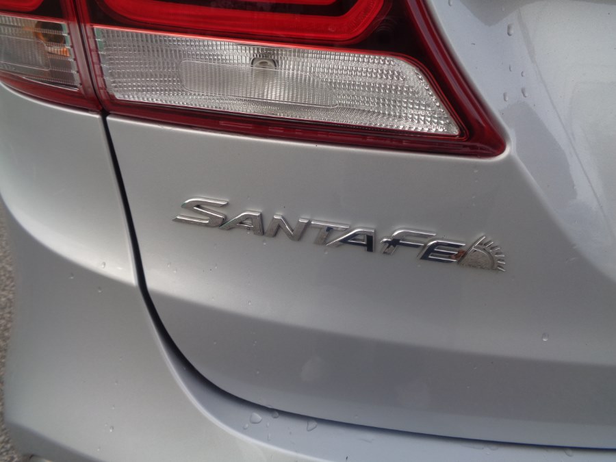 2017 Hyundai Santa Fe SE 3.3L Auto AWD, available for sale in Valley Stream, New York | NY Auto Traders. Valley Stream, New York 2017 Hyundai Santa Fe SE 3.3L Auto AWD, available for sale in Valley Stream, New York | NY Auto Traders. Valley Stream, New York