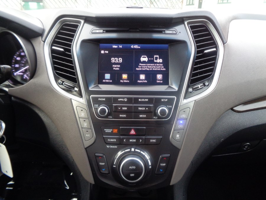 2017 Hyundai Santa Fe SE 3.3L Auto AWD, available for sale in Valley Stream, New York | NY Auto Traders. Valley Stream, New York 2017 Hyundai Santa Fe SE 3.3L Auto AWD, available for sale in Valley Stream, New York | NY Auto Traders. Valley Stream, New York