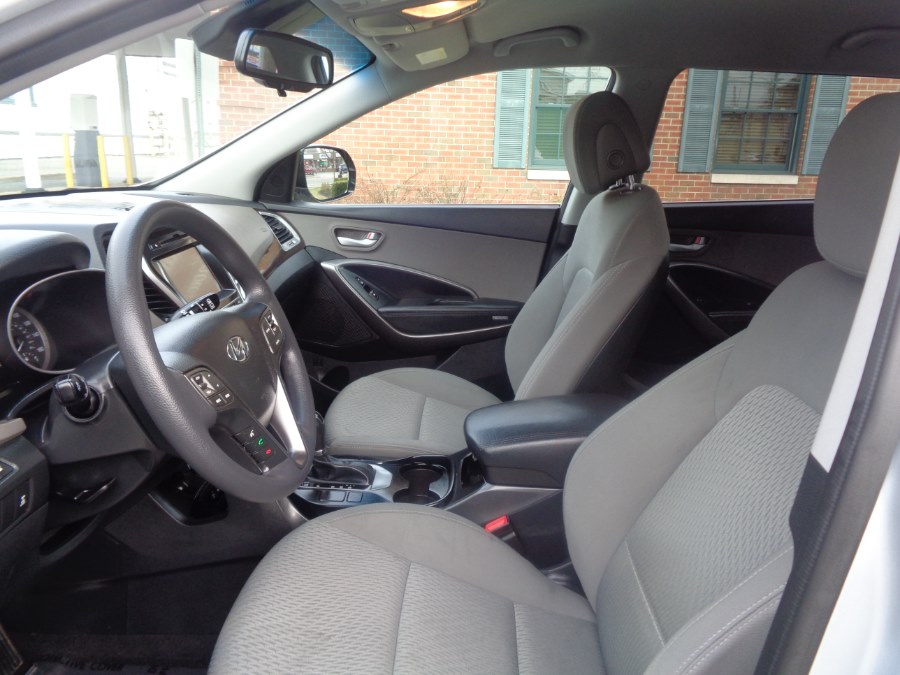 2017 Hyundai Santa Fe SE 3.3L Auto AWD, available for sale in Valley Stream, New York | NY Auto Traders. Valley Stream, New York 2017 Hyundai Santa Fe SE 3.3L Auto AWD, available for sale in Valley Stream, New York | NY Auto Traders. Valley Stream, New York
