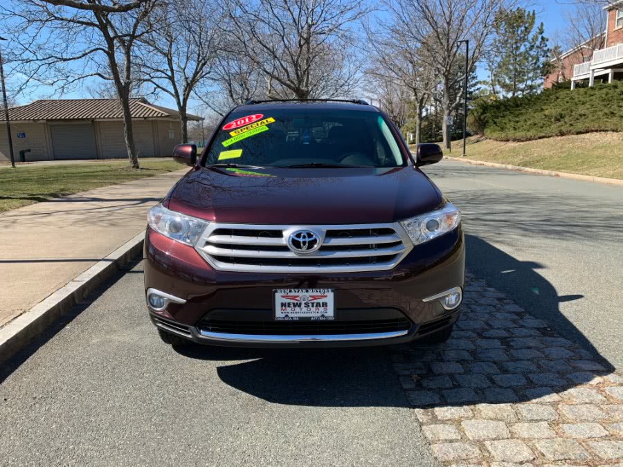 2012 Toyota Highlander 4WD 4dr V6  Limited (Natl), available for sale in Peabody, Massachusetts | New Star Motors. Peabody, Massachusetts