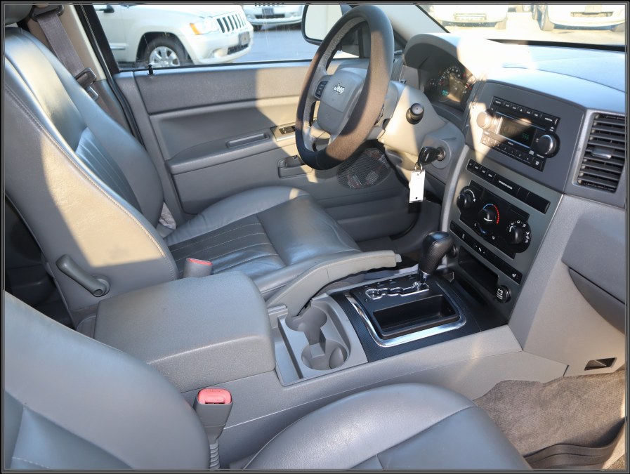 2006 Jeep Grand Cherokee 4dr Laredo 4WD, available for sale in Huntington Station, New York | My Auto Inc.. Huntington Station, New York 2006 Jeep Grand Cherokee 4dr Laredo 4WD, available for sale in Huntington Station, New York | My Auto Inc.. Huntington Station, New York