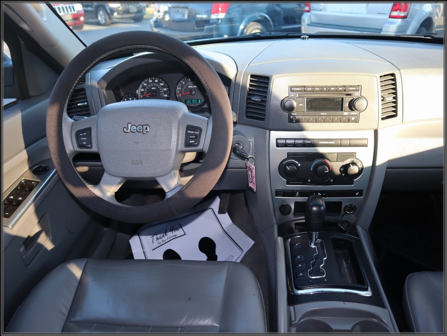 2006 Jeep Grand Cherokee 4dr Laredo 4WD, available for sale in Huntington Station, New York | My Auto Inc.. Huntington Station, New York 2006 Jeep Grand Cherokee 4dr Laredo 4WD, available for sale in Huntington Station, New York | My Auto Inc.. Huntington Station, New York