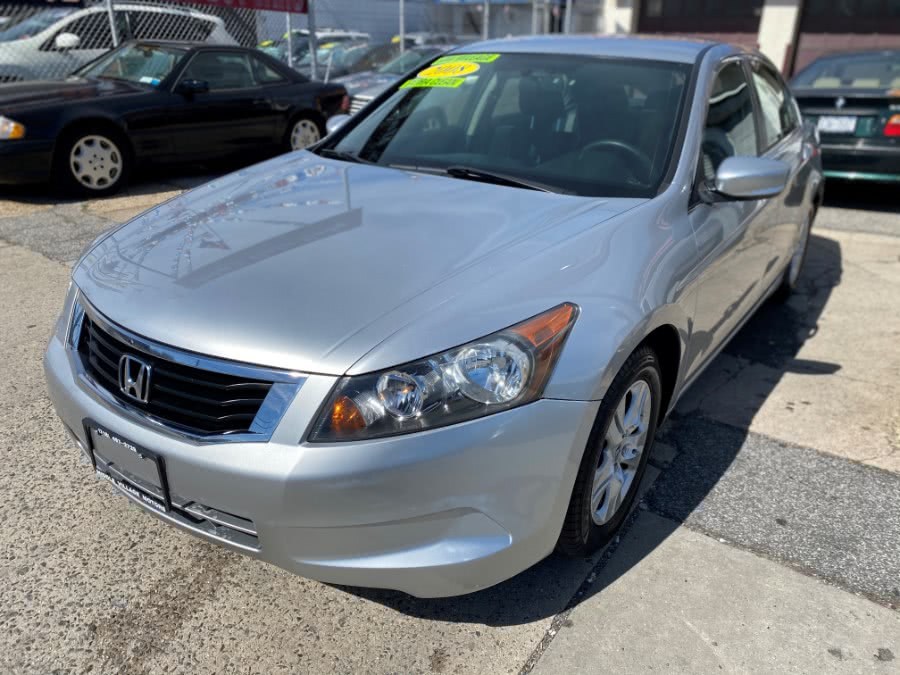 2008 Honda Accord Sdn 4dr I4 Auto LX-P, available for sale in Middle Village, New York | Middle Village Motors . Middle Village, New York