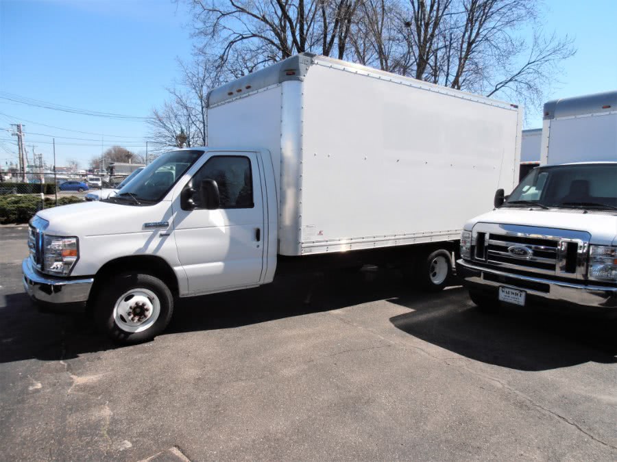 2015 Ford E350 16 FT BOX TRUCK SUPER DUTY 176" W.B. DRW, available for sale in COPIAGUE, New York | Warwick Auto Sales Inc. COPIAGUE, New York
