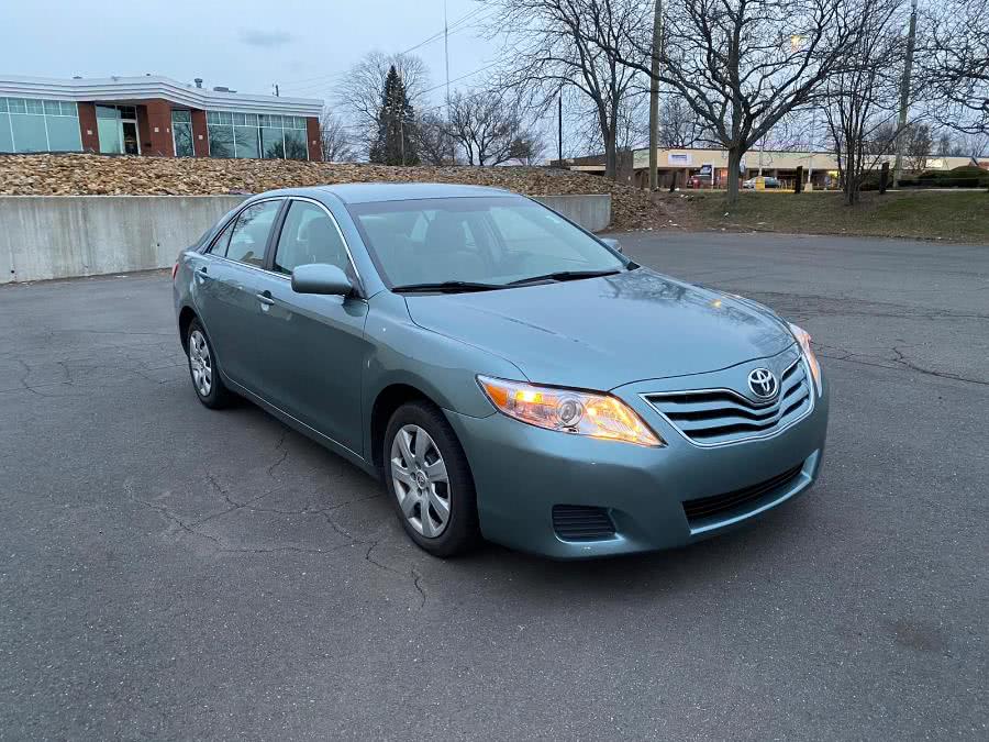2010 Toyota Camry 4dr Sdn I4 Auto LE, available for sale in West Hartford, Connecticut | Chadrad Motors llc. West Hartford, Connecticut