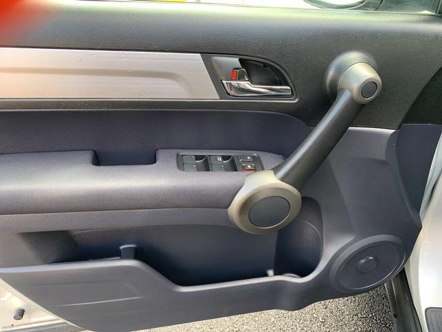 2010 Honda Cr-v LX, available for sale in Forestville, Maryland | Valentine Motor Company. Forestville, Maryland 2010 Honda Cr-v LX, available for sale in Forestville, Maryland | Valentine Motor Company. Forestville, Maryland