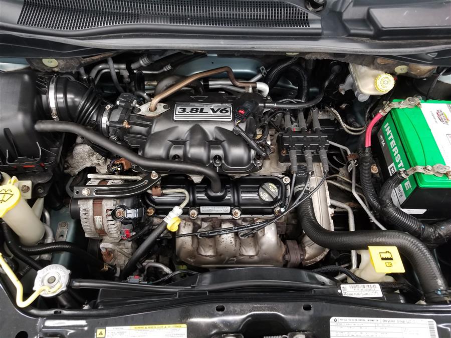 2010 Chrysler Town & Country 4dr Wgn Touring, available for sale in Bridgeport, Connecticut | CT Auto. Bridgeport, Connecticut 2010 Chrysler Town & Country 4dr Wgn Touring, available for sale in Bridgeport, Connecticut | CT Auto. Bridgeport, Connecticut