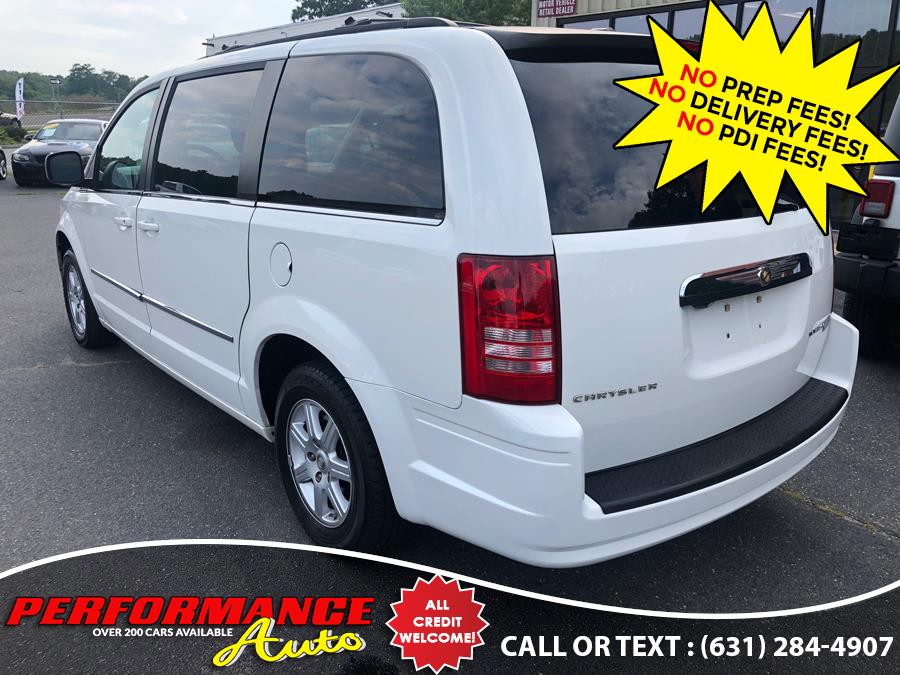 2010 Chrysler Town & Country 4dr Wgn Touring, available for sale in Bohemia, New York | Performance Auto Inc. Bohemia, New York 2010 Chrysler Town & Country 4dr Wgn Touring, available for sale in Bohemia, New York | Performance Auto Inc. Bohemia, New York