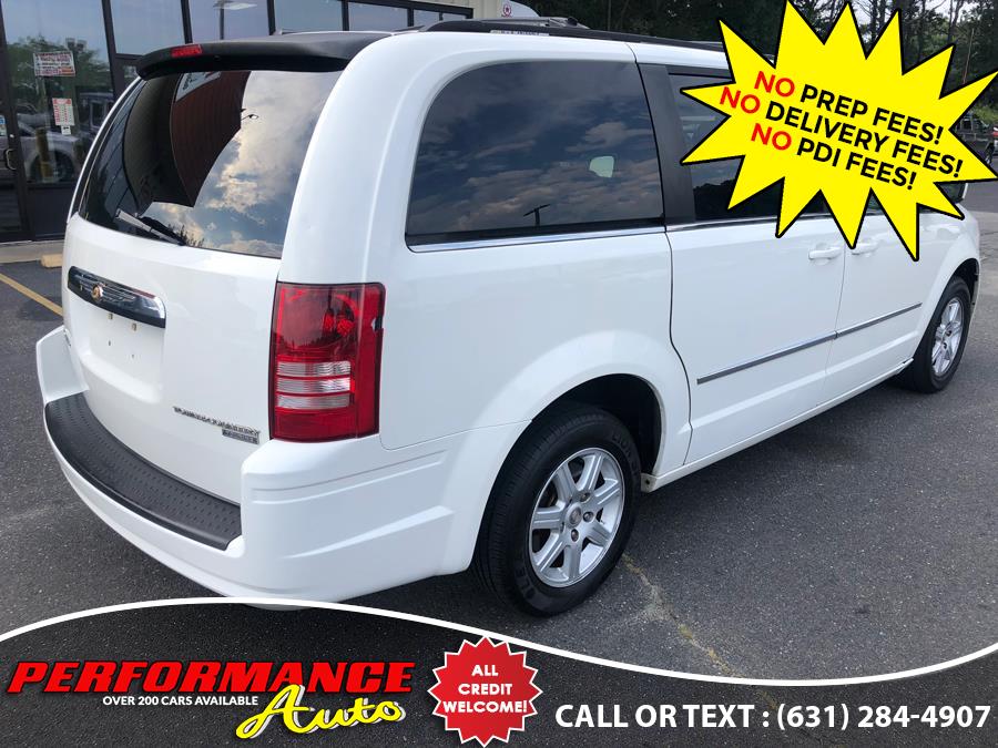 2010 Chrysler Town & Country 4dr Wgn Touring, available for sale in Bohemia, New York | Performance Auto Inc. Bohemia, New York 2010 Chrysler Town & Country 4dr Wgn Touring, available for sale in Bohemia, New York | Performance Auto Inc. Bohemia, New York