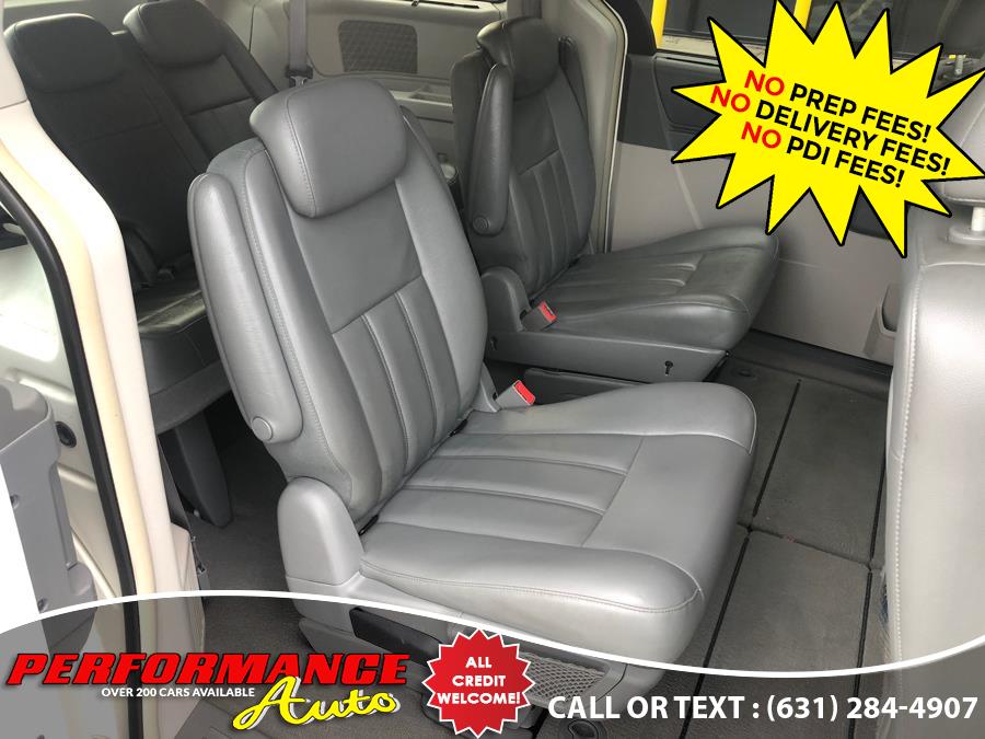 2010 Chrysler Town & Country 4dr Wgn Touring, available for sale in Bohemia, New York | Performance Auto Inc. Bohemia, New York 2010 Chrysler Town & Country 4dr Wgn Touring, available for sale in Bohemia, New York | Performance Auto Inc. Bohemia, New York