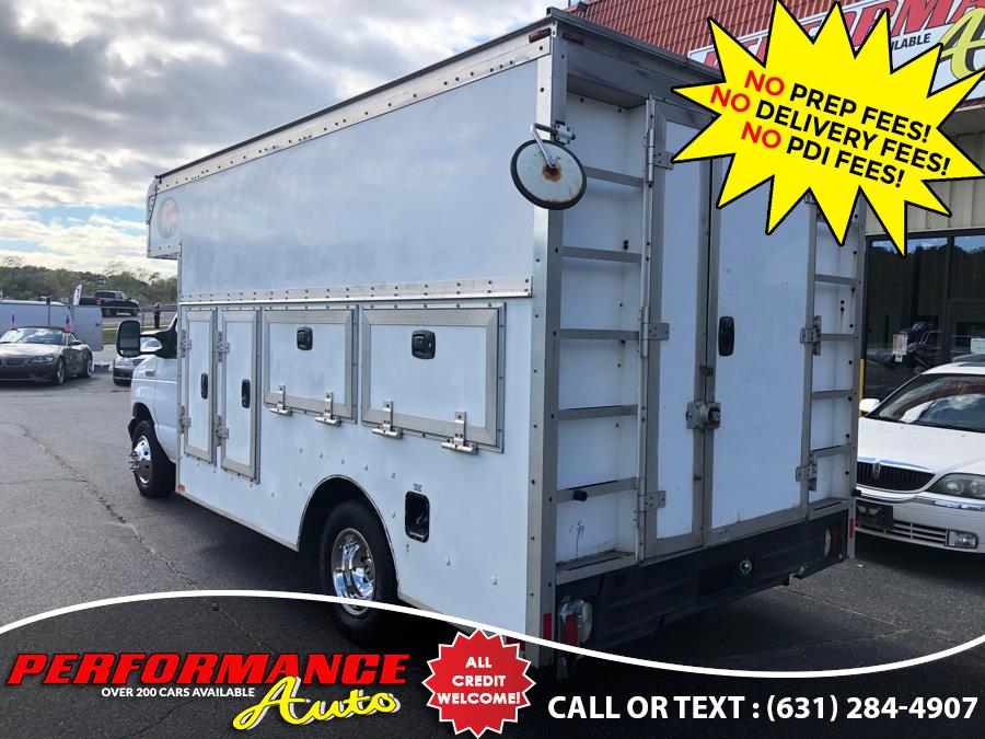 2007 Ford Econoline Commercial Cutaway E-350 Super Duty 138" DRW, available for sale in Bohemia, New York | Performance Auto Inc. Bohemia, New York 2007 Ford Econoline Commercial Cutaway E-350 Super Duty 138" DRW, available for sale in Bohemia, New York | Performance Auto Inc. Bohemia, New York