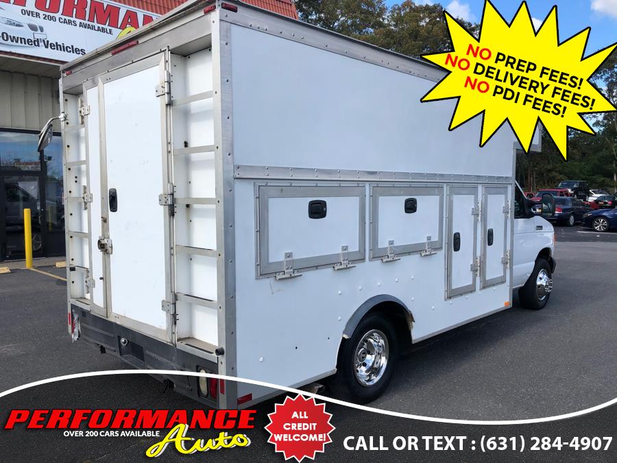 2007 Ford Econoline Commercial Cutaway E-350 Super Duty 138" DRW, available for sale in Bohemia, New York | Performance Auto Inc. Bohemia, New York 2007 Ford Econoline Commercial Cutaway E-350 Super Duty 138" DRW, available for sale in Bohemia, New York | Performance Auto Inc. Bohemia, New York