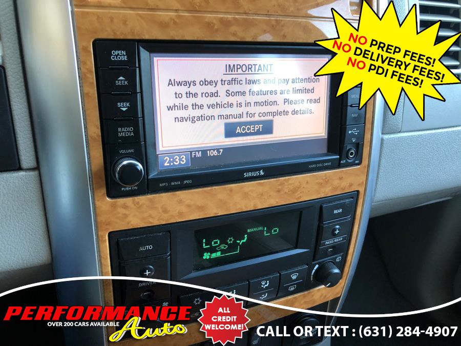 2008 Chrysler Aspen AWD 4dr Limited, available for sale in Bohemia, New York | Performance Auto Inc. Bohemia, New York 2008 Chrysler Aspen AWD 4dr Limited, available for sale in Bohemia, New York | Performance Auto Inc. Bohemia, New York