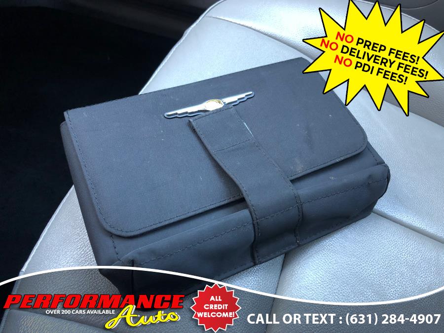 2007 Chrysler 300 4dr Sdn 300 Limited RWD, available for sale in Bohemia, New York | Performance Auto Inc. Bohemia, New York 2007 Chrysler 300 4dr Sdn 300 Limited RWD, available for sale in Bohemia, New York | Performance Auto Inc. Bohemia, New York