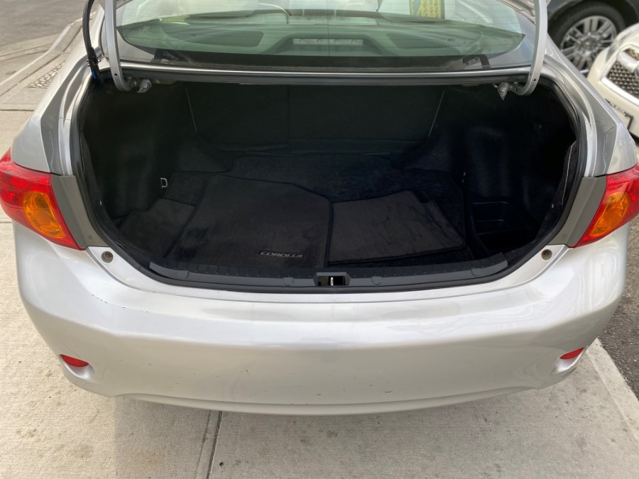2009 Toyota Corolla 4dr Sdn Auto LE, available for sale in Middle Village, New York | Middle Village Motors . Middle Village, New York 2009 Toyota Corolla 4dr Sdn Auto LE, available for sale in Middle Village, New York | Middle Village Motors . Middle Village, New York
