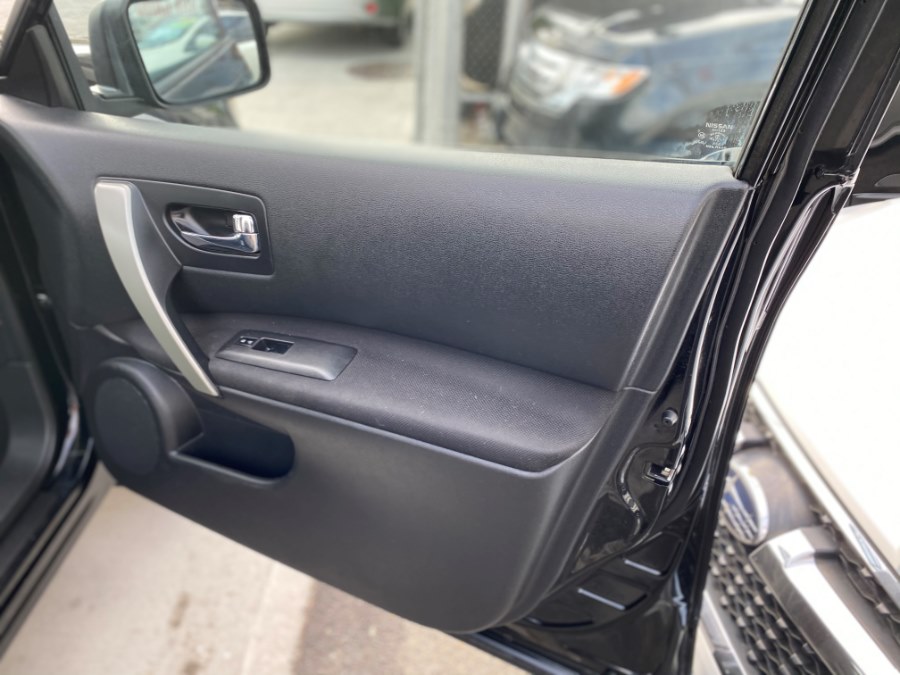 2010 Nissan Rogue AWD 4dr SL, available for sale in Middle Village, New York | Middle Village Motors . Middle Village, New York 2010 Nissan Rogue AWD 4dr SL, available for sale in Middle Village, New York | Middle Village Motors . Middle Village, New York