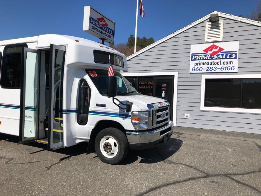 2015 Ford Econoline Commercial Cutaway E-350 Super Duty 176" DRW, available for sale in Thomaston, CT