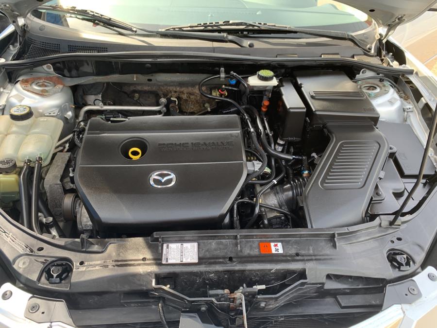 2009 Mazda Mazda3 4dr Sdn, available for sale in Stamford, Connecticut | Harbor View Auto Sales LLC. Stamford, Connecticut 2009 Mazda Mazda3 4dr Sdn, available for sale in Stamford, Connecticut | Harbor View Auto Sales LLC. Stamford, Connecticut