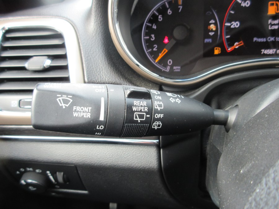 Used Jeep Grand Cherokee 4WD 4dr Limited 2014 | Route 27 Auto Mall. Linden, New Jersey Used Jeep Grand Cherokee 4WD 4dr Limited 2014 | Route 27 Auto Mall. Linden, New Jersey