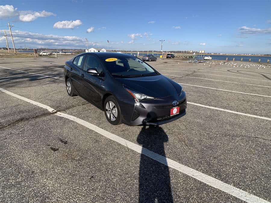 2017 Toyota Prius Three (Natl), available for sale in Stratford, Connecticut | Wiz Leasing Inc. Stratford, Connecticut
