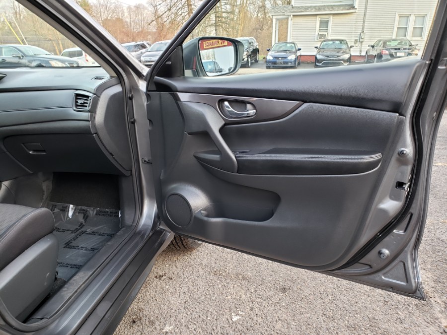 2019 Nissan Rogue AWD SV, available for sale in East Windsor, Connecticut | Toro Auto. East Windsor, Connecticut 2019 Nissan Rogue AWD SV, available for sale in East Windsor, Connecticut | Toro Auto. East Windsor, Connecticut