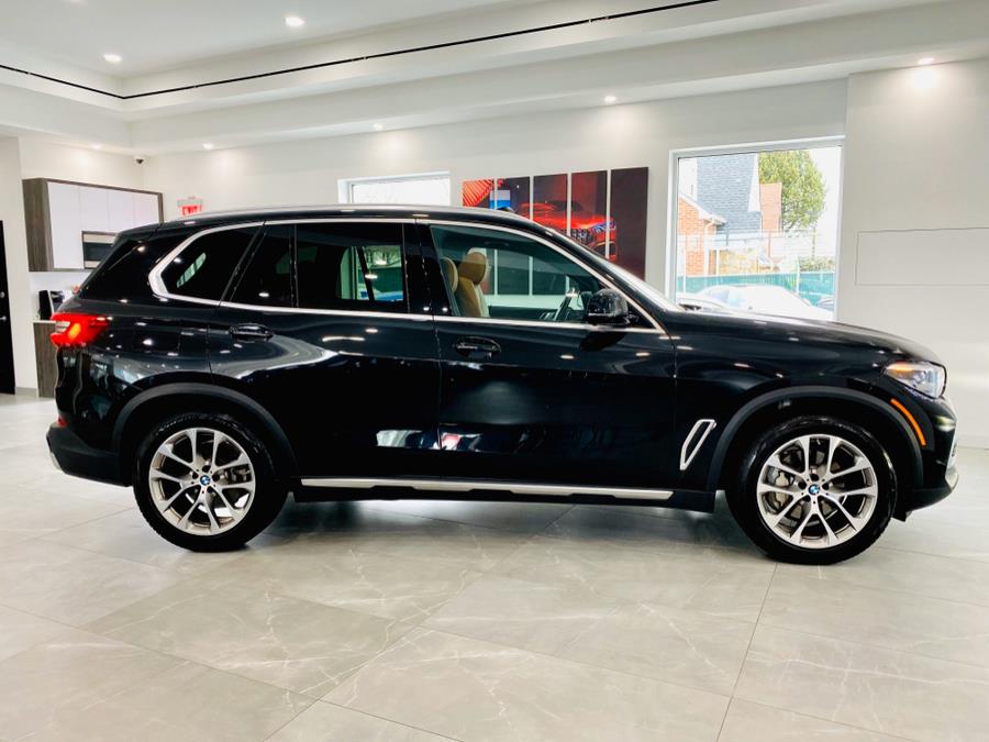 2019 BMW X5 xDrive40i Sports Activity Vehicle, available for sale in Franklin Square, New York | Luxury Motor Club. Franklin Square, New York 2019 BMW X5 xDrive40i Sports Activity Vehicle, available for sale in Franklin Square, New York | Luxury Motor Club. Franklin Square, New York