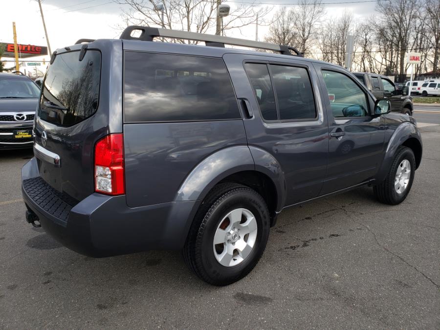 2012 Nissan Pathfinder 4WD 4dr V6 LE, available for sale in Little Ferry, New Jersey | Victoria Preowned Autos Inc. Little Ferry, New Jersey 2012 Nissan Pathfinder 4WD 4dr V6 LE, available for sale in Little Ferry, New Jersey | Victoria Preowned Autos Inc. Little Ferry, New Jersey