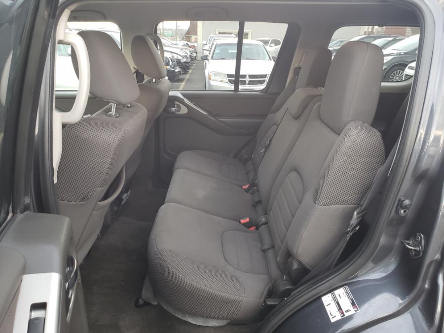 2012 Nissan Pathfinder 4WD 4dr V6 LE, available for sale in Little Ferry, New Jersey | Victoria Preowned Autos Inc. Little Ferry, New Jersey 2012 Nissan Pathfinder 4WD 4dr V6 LE, available for sale in Little Ferry, New Jersey | Victoria Preowned Autos Inc. Little Ferry, New Jersey