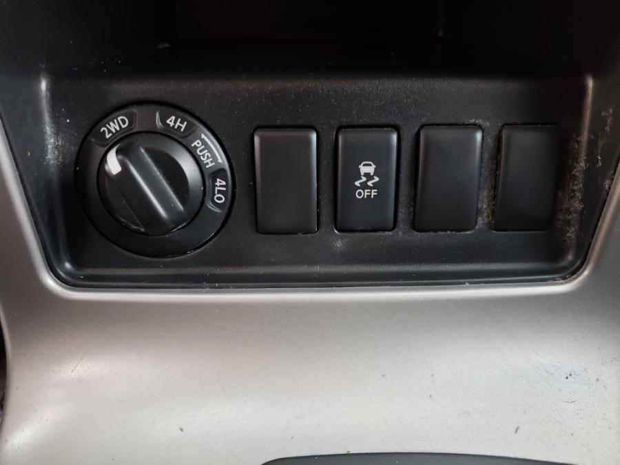 2012 Nissan Pathfinder 4WD 4dr V6 LE, available for sale in Little Ferry, New Jersey | Victoria Preowned Autos Inc. Little Ferry, New Jersey 2012 Nissan Pathfinder 4WD 4dr V6 LE, available for sale in Little Ferry, New Jersey | Victoria Preowned Autos Inc. Little Ferry, New Jersey