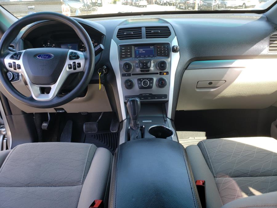 2015 Ford Explorer 4WD 4dr Base, available for sale in Little Ferry, New Jersey | Victoria Preowned Autos Inc. Little Ferry, New Jersey 2015 Ford Explorer 4WD 4dr Base, available for sale in Little Ferry, New Jersey | Victoria Preowned Autos Inc. Little Ferry, New Jersey