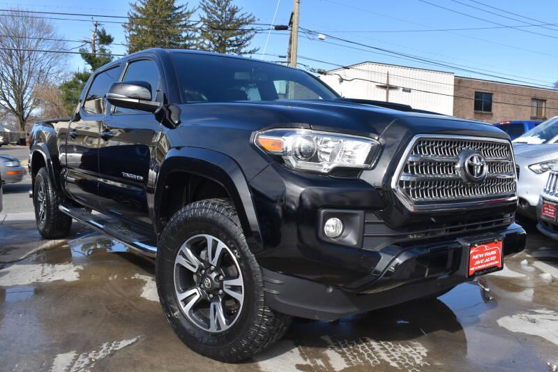 2016 Toyota Tacoma TRD Sport 4x4 4dr Double Cab 6 in Hartford, CT