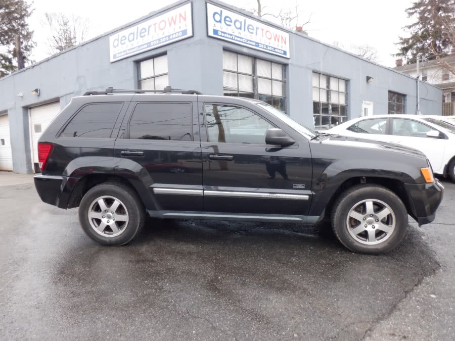 2009 Jeep Grand Cherokee 4WD 4dr Rocky Mountain, available for sale in Milford, Connecticut | Dealertown Auto Wholesalers. Milford, Connecticut