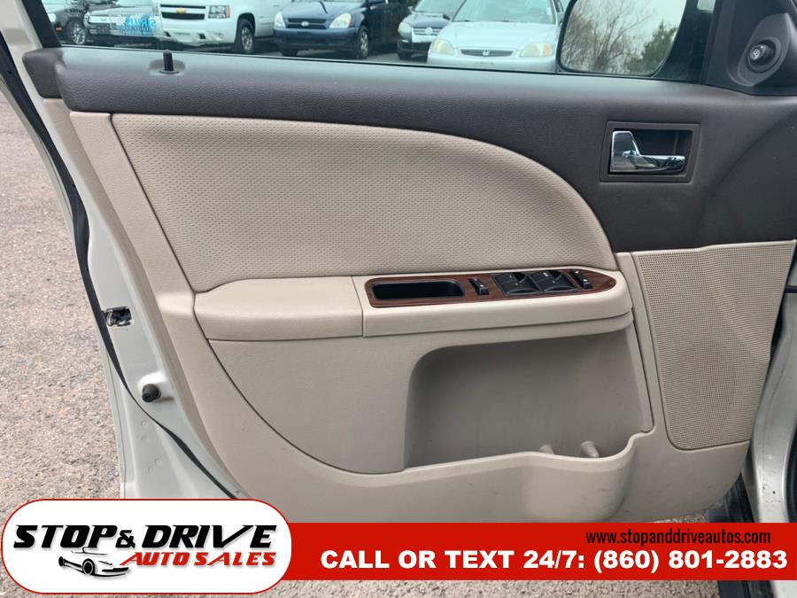 2008 Ford Taurus 4dr Sdn SEL AWD, available for sale in East Windsor, Connecticut | Stop & Drive Auto Sales. East Windsor, Connecticut 2008 Ford Taurus 4dr Sdn SEL AWD, available for sale in East Windsor, Connecticut | Stop & Drive Auto Sales. East Windsor, Connecticut