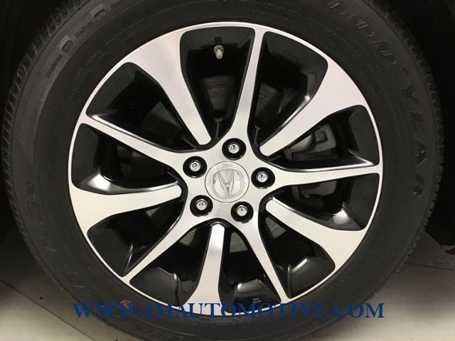 2015 Acura Tlx 4dr Sdn FWD, available for sale in Naugatuck, Connecticut | J&M Automotive Sls&Svc LLC. Naugatuck, Connecticut 2015 Acura Tlx 4dr Sdn FWD, available for sale in Naugatuck, Connecticut | J&M Automotive Sls&Svc LLC. Naugatuck, Connecticut