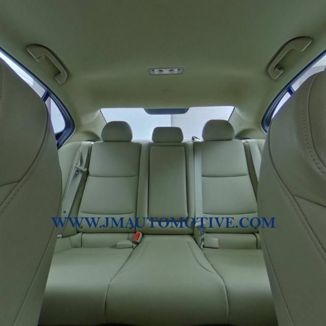 2015 Acura Tlx 4dr Sdn FWD, available for sale in Naugatuck, Connecticut | J&M Automotive Sls&Svc LLC. Naugatuck, Connecticut 2015 Acura Tlx 4dr Sdn FWD, available for sale in Naugatuck, Connecticut | J&M Automotive Sls&Svc LLC. Naugatuck, Connecticut
