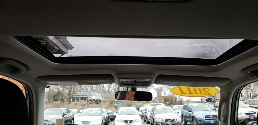 2011 Toyota 4Runner 4WD 4dr V6 SR5, available for sale in Waterbury, Connecticut | National Auto Brokers, Inc.. Waterbury, Connecticut 2011 Toyota 4Runner 4WD 4dr V6 SR5, available for sale in Waterbury, Connecticut | National Auto Brokers, Inc.. Waterbury, Connecticut