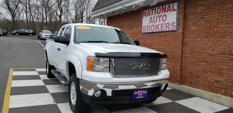 2008 GMC Sierra 1500 4WD Ext Cab SLE1, available for sale in Waterbury, Connecticut | National Auto Brokers, Inc.. Waterbury, Connecticut